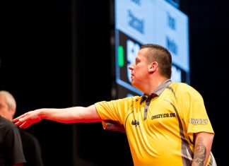 Dave Chisnall 6:2 Ryan Meikle during PDC Europe Darts Matchplay at Maimarkthalle, Mannheim, Baden-Württemberg, Germany on 2019-09-07, Photo: Sven Mandel