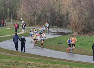 Cross Country - Pic by Mick Garratt - Used under Creative Media Commons License