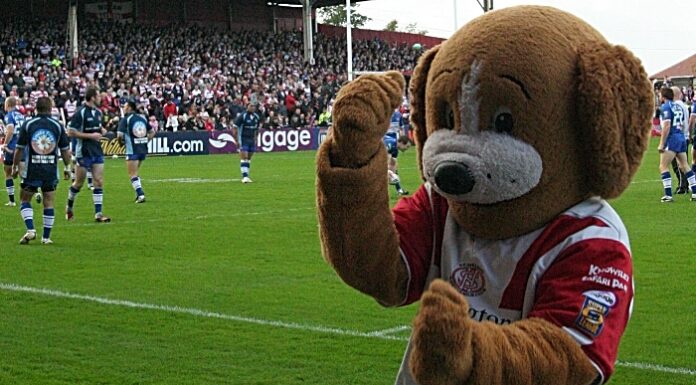Mascot - St Helens - creative commons licence by Gerard Barrau