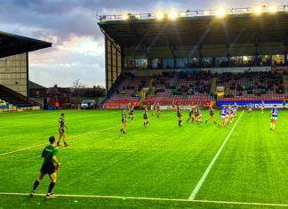 Widnes Vikings playing against Workington Town. Photo credit Ant Stonelake.