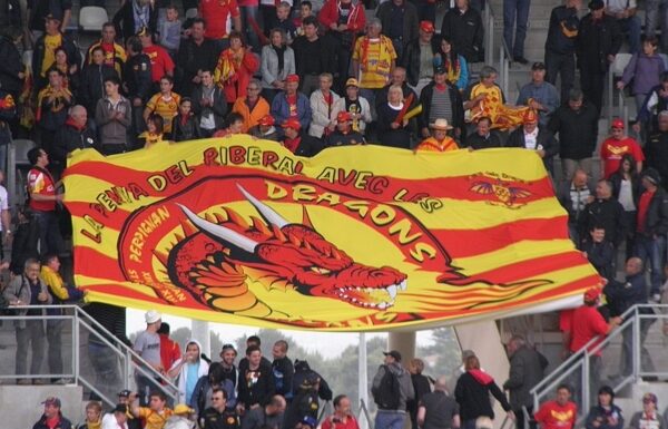 Catalan Dragons flag from June 2011