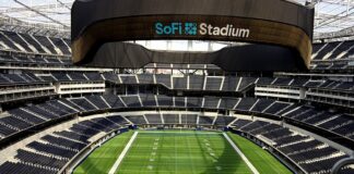 SoFi Stadium, LA, pic by Thank You (21 Millions+) views https://commons.wikimedia.org/wiki/File:SoFi_Stadium_(51126606022).jpg