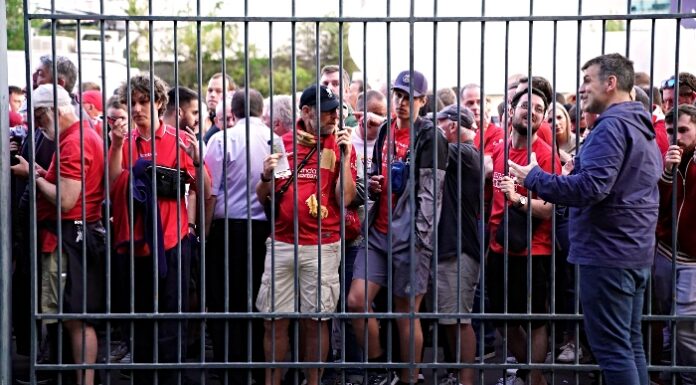 Liverpool fans outside stade de france May 2022 - pic by Alamy Images under agreed licence