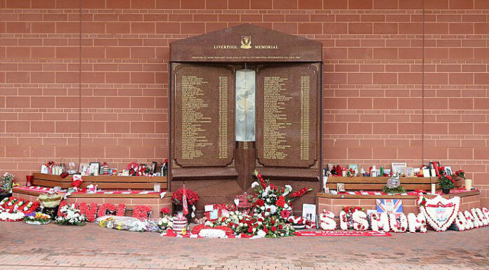 Hillsborough memorial - By Phil Nash from Wikimedia Commons CC BY-SA 4.0