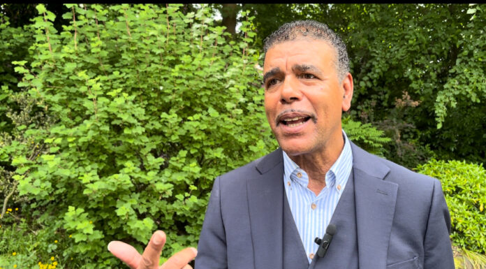 Chris Kamara