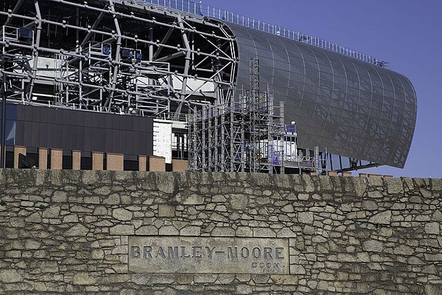 Everton stadium being built at Bramley-Moore Dock. Photo credits to Arthur C Harris / Wikimedia Commons