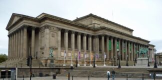 Photo from outside of St Liverpool landmark George's Hall