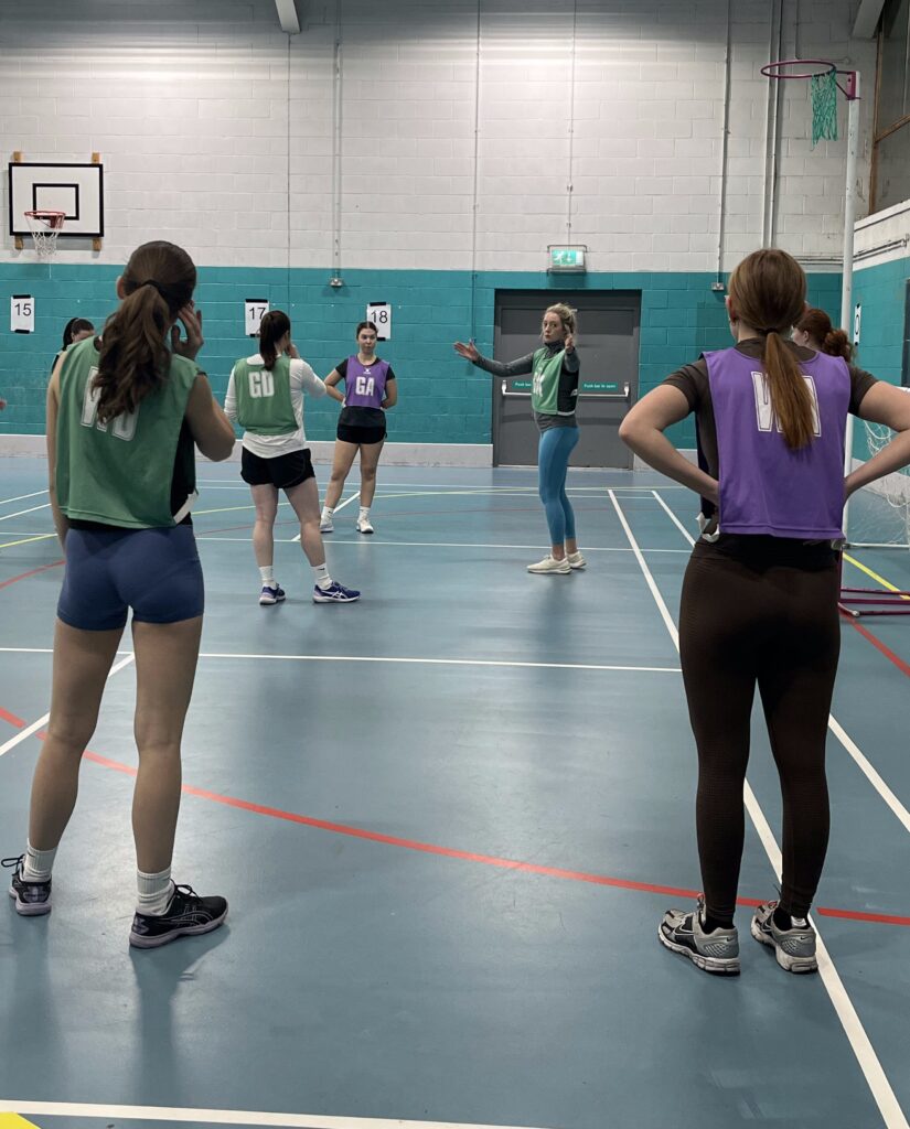 Coach Lucy Costain leading a small training session. Picture by Phoebe Ross