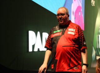 Stephen Bunting following his 3-0 win over Nitin Kumar. Photo taken by Alex Parker.
