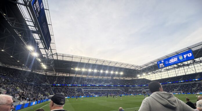 Former Everton player Tony Grant says it too early to predict for European push Photo of Bramley Moore ahead of a cup game. Photo by Rayhan Bengougou