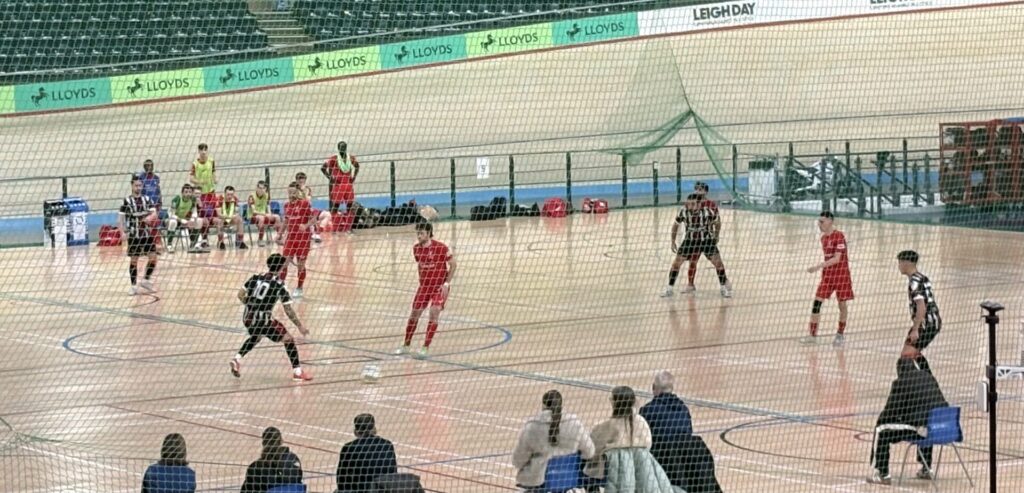 Lucas Totti plays a pass out wide for Hartpury