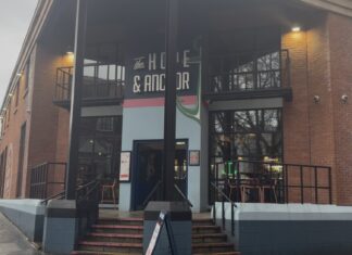 Pubs in Liverpool and the effect of a match day. Photo by Phoebe Ross