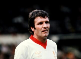 Soccer - FA Charity Shield - Liverpool v Southampton - John Toshack - under Alamy licence