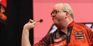 3DTJ39A Krakow, Poland. 22nd Feb, 2026. dart SUPERBET Poland Darts Open Krakow afternoon session round 3 op: Stephen Bunting Credit: Konrad Swierad/Alamy Live News
