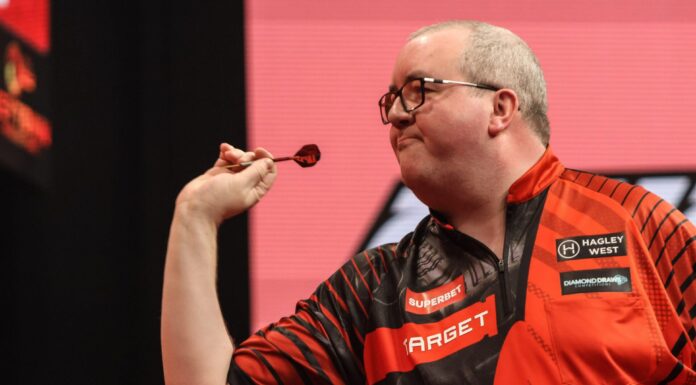 3DTJ39A Krakow, Poland. 22nd Feb, 2026. dart SUPERBET Poland Darts Open Krakow afternoon session round 3 op: Stephen Bunting Credit: Konrad Swierad/Alamy Live News