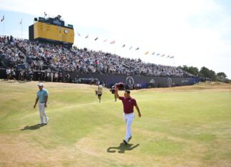 The Open: Three 62 rounds in two days at Royal Birkdale – what was behind the low scores? SOUTHPORT, ENGLAND - JULY 17: Lucas Herbert of Australia acknowledges the crowd on the 18th green following his round of 62 (-8), equaling the record of the lowest round in men's major history during Day Two of the The 154th Open Championship at Royal Birkdale on July 17, 2026 in Southport, England.